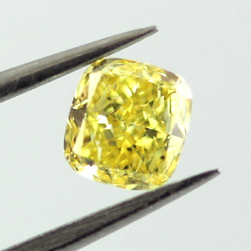 Fancy Vivid Yellow Diamond, Cushion, 0.31 carat, SI2