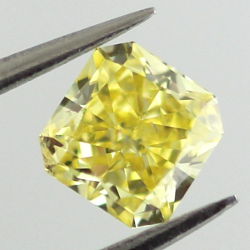 Fancy Vivid Yellow Diamond, Radiant, 0.42 carat, SI2 - Thumbnail