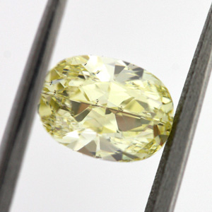 Fancy Yellow Diamond, Oval, 1.00 carat, VS2