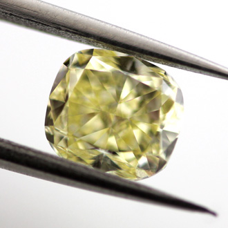 Fancy Yellow, 1.00 carat, VS1