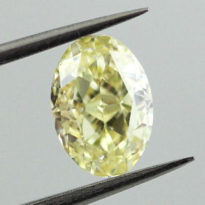 Fancy Yellow, 1.08 carat, VS2