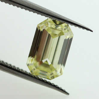 Fancy Yellow Diamond, Emerald, 1.22 carat, SI2