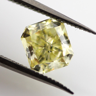 Fancy Yellow Diamond, Radiant, 1.02 carat, SI2