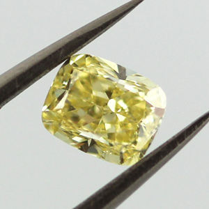 Fancy Yellow Diamond, Cushion, 0.67 carat, SI1 - Thumbnail