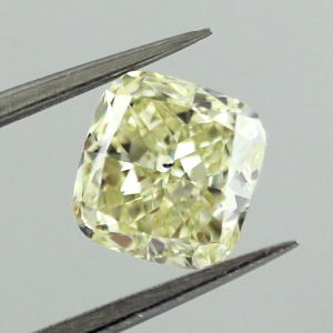 Fancy Yellow, 1.26 carat, SI1