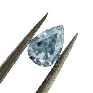 Fancy blue, 0.40 carat, SI2