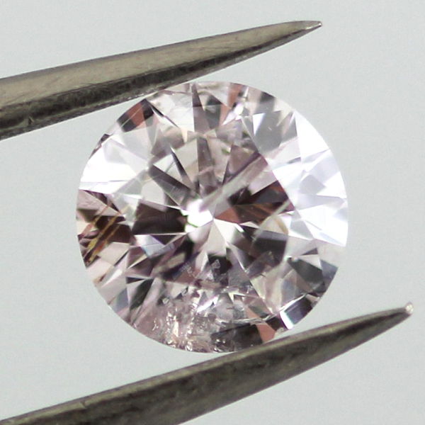 Light Pink Diamond, Round, 0.70 carat