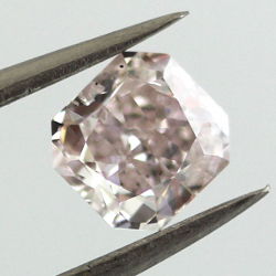 Very Light Pink Diamond, Radiant, 0.88 carat - Thumbnail