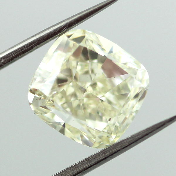 Very Light Yellow (w-x) Diamond, Cushion, 4.01 carat, SI2