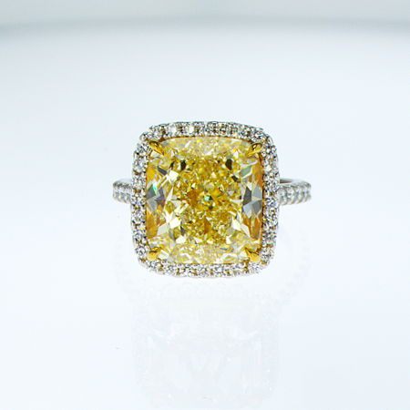 Fancy Light Yellow Diamond Ring, Cushion, 10.05 carat, VS2