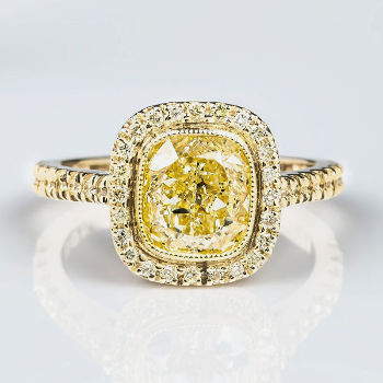 Fancy Light Yellow Diamond Ring, Cushion, 2.02 carat, VS1 - Thumbnail