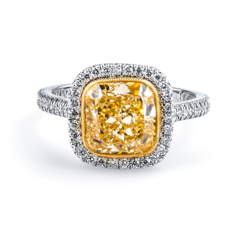 Fancy Light Yellow Diamond Ring, Cushion, 3.01 carat, SI1