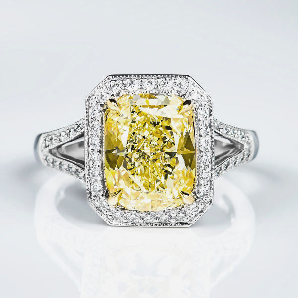 Fancy Light Yellow Diamond Ring, Cushion, 4.15 carat, VS2