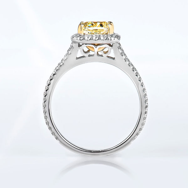 Fancy Yellow Diamond Ring, Cushion, 1.60 carat, VVS2 - B