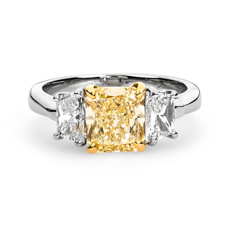 Fancy Light Yellow Diamond Ring, Radiant, 2.05 carat, SI1